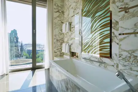 Waldorf Astoria Berlin - 8