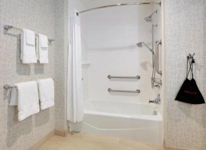 Holiday Inn Express & Suites Dallas NW Hwy - Love Field - 38