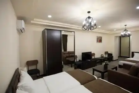 Boutique Living - 15