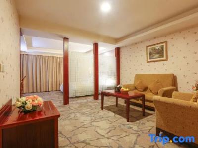 Jinhuayue International - 122