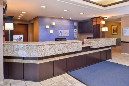 Holiday Inn Express & Suites Topeka West I-70 Wanamaker by IHG - 35