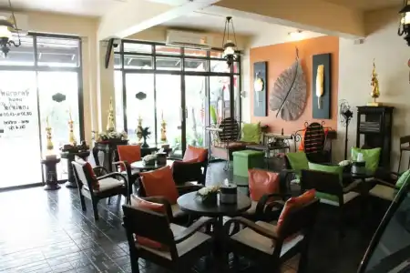 Chita Coffee & Guesthouse - 13