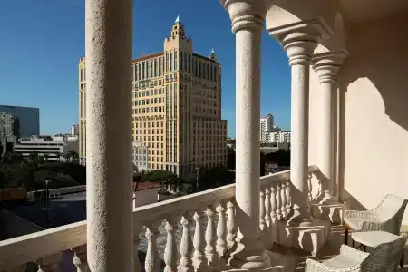 Hyatt Regency - 7