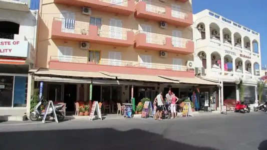 Acropolis Apartments - 0
