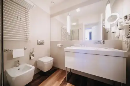 Vis a Vis Apartments - 86