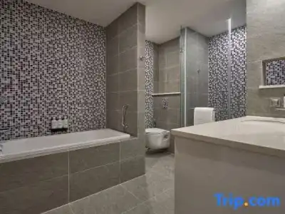 Holiday Inn & Suites SAIGON AIRPORT by IHG - 37