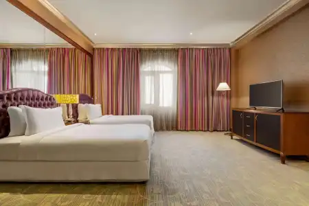 Grand Regency Doha, Trademark Collection by Wyndham - 4