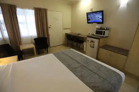 Tropic Coast Motel - 94