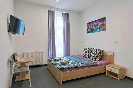 Hostel 70S - 19