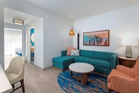 DoubleTree Suites by Hilton Naples - 215