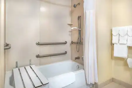 Hilton Garden Inn Florence - 8