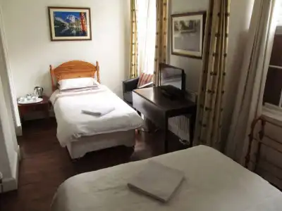 Lantern Guest House - 3