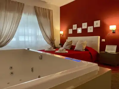 Le Coq Suites - 100