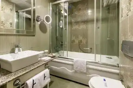 Amira Istanbul - 16