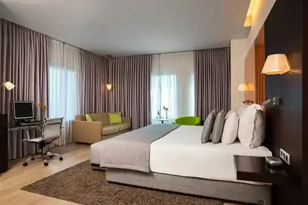 Crowne Plaza Tel Aviv City Center by IHG - 52