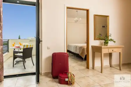 Pilot's Villas Luxury Suites - 67