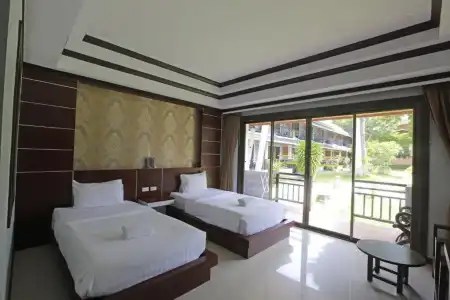 Phi Phi Andaman Beach Resort - 57