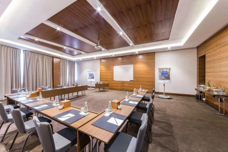 Radisson Blu, Dubai Waterfront - 23