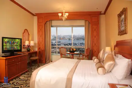 Emirates Concorde & Suites - 9