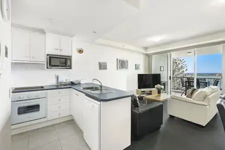 Crystal Bay on the Broadwater - 256