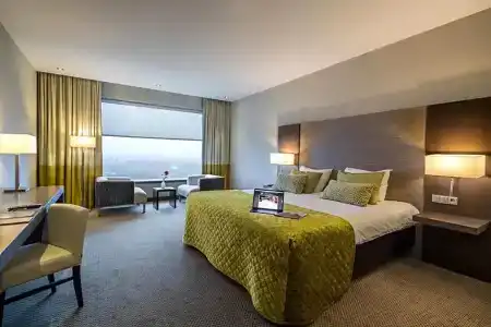 Van der Valk Düsseldorf - 90