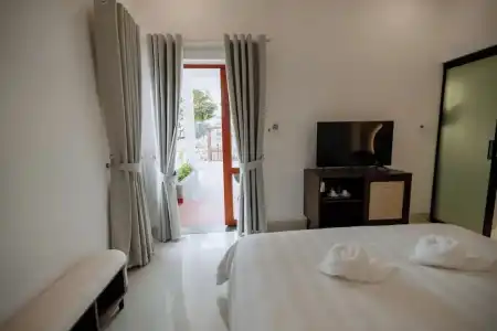 Hue Riverside Villa - 59