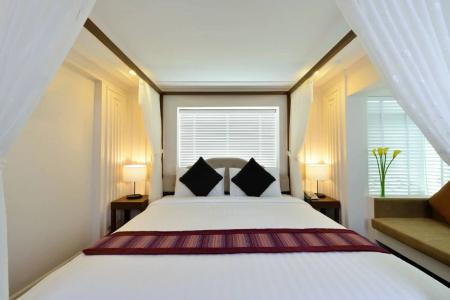 Siam Champs Elyseesi Unique - 3