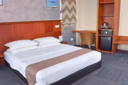 Rashu Hiyaa - 38