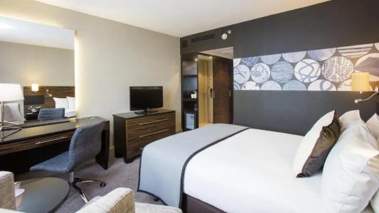 Crowne Plaza Glasgow by IHG - 53