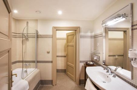 Iron Gate & Suites Prague by BHG - 48