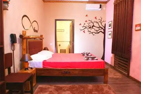 Sunrise Caravan Stay - 1