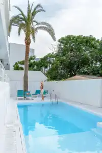 Azure Mare - 7