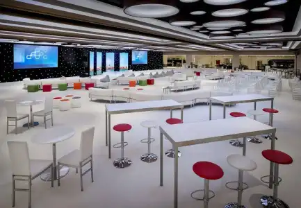 New York Marriott Marquis - 24