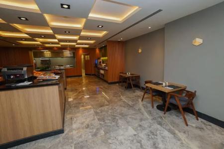The Grand Lux - 26