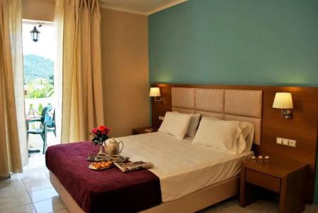 Plessas Palace - 4