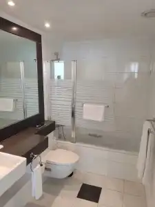 Island Luxurious Suites - 24