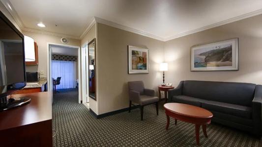 Best Western Plus Marina Shores - 65