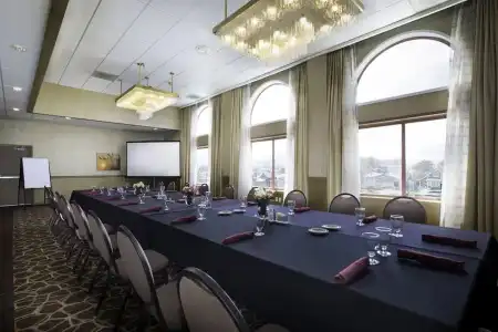 Best Western Plus Ocean View Resort - 21