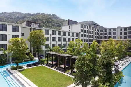 Four Points by Sheraton Phuket Patong Beach Resort - 27