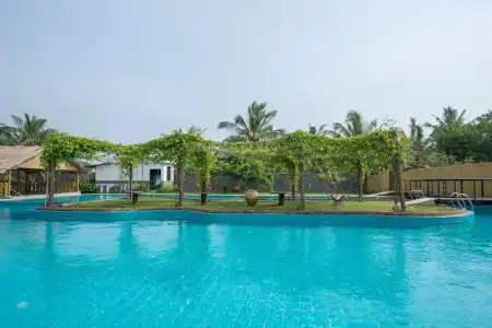Amaluna Resorts - 13
