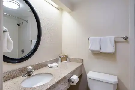Red Roof Inn Laredo - 21