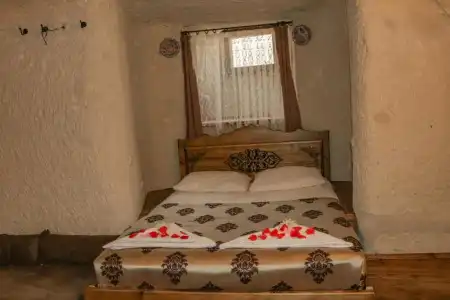 Melek Cave - 71
