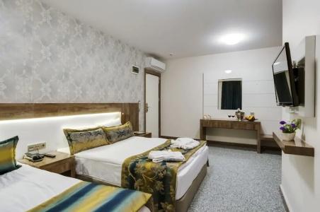 Park Yalcin - 23