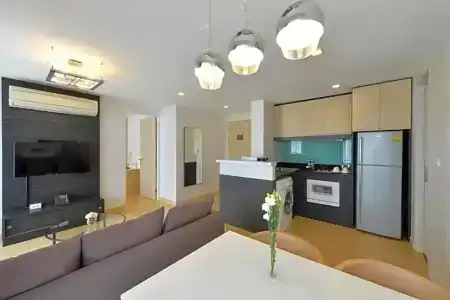 Arize Sukhumvit - 185