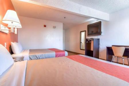 Motel 6 San Diego, CA - Circle - Mission Valley - 40