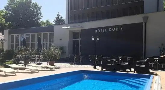 Doris - 8