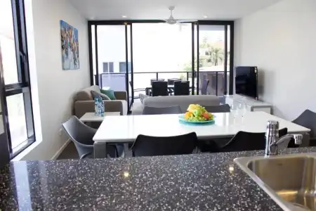 Synergy Broadbeach - 92