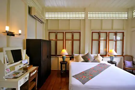 Baan Bayan Beachfront - 8