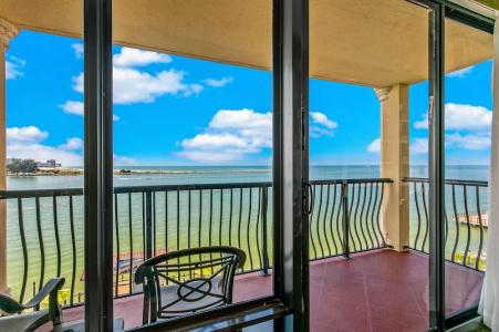 Holiday Inn & Suites Clearwater Beach by IHG - 161
