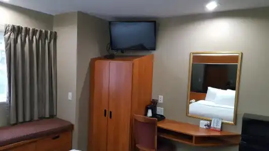 Microtel Inn & Suites by Wyndham Bozeman - 25